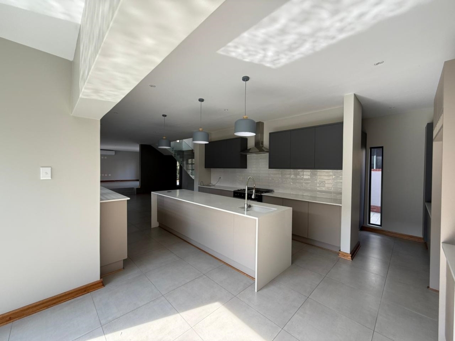 To Let 4 Bedroom Property for Rent in Wild Olive Estate Free State